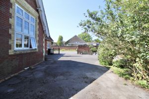 Approach- click for photo gallery